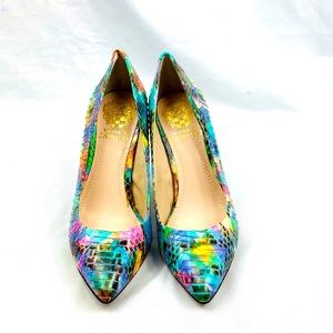 Vince Camuto Hallee multicolored leather pumps 5m